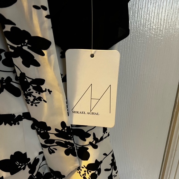 NWT Mikael Aghal asymmetrical black and white dress fully lined size 6 - Picture 4 of 6